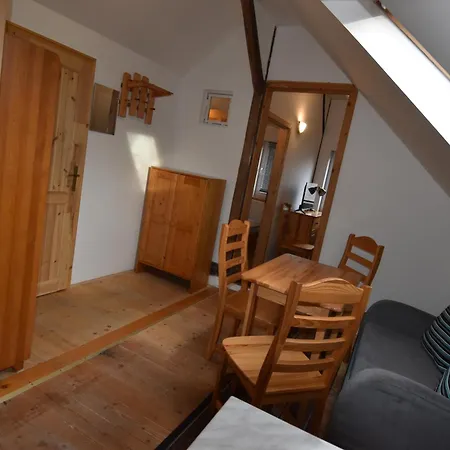 Guest house Kavarna Lucie S Ubytovanim Horni Terlicko