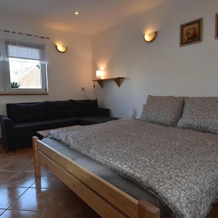Guest house Kavarna Lucie S Ubytovanim *