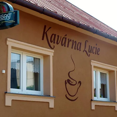 Kavarna Lucie S Ubytovanim Horni Terlicko