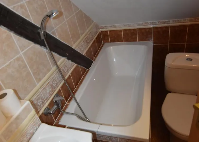 Kavarna Lucie S Ubytovanim Pensjonat