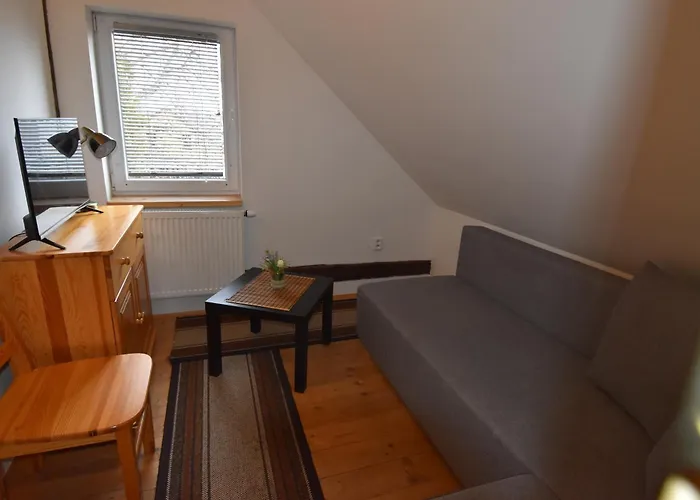 Kavarna Lucie S Ubytovanim Horní Těrlicko